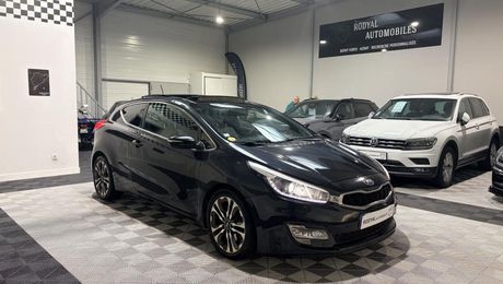 Kia ProCeed II 1.6 CRDi 16V S&S 128 cv DYNAMIC 2014 d'occasion a Chanceaux-sur-Choisille (37)