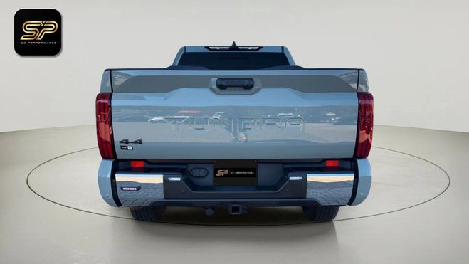 Toyota Tundra DOUBLE CAB SR V6 BITURBO 4X4 * 389 CH *  Gris de 2024