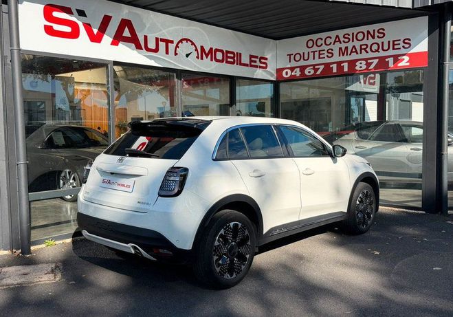 Fiat 600 1.2 Hybrid 100 ch La Prima DCT6 Blanc de 2024