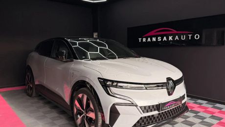 Renault Megane E-TECH EV60 220 cv SuperCharge TECHNO SO 2022 d'occasion a Marignane (13)