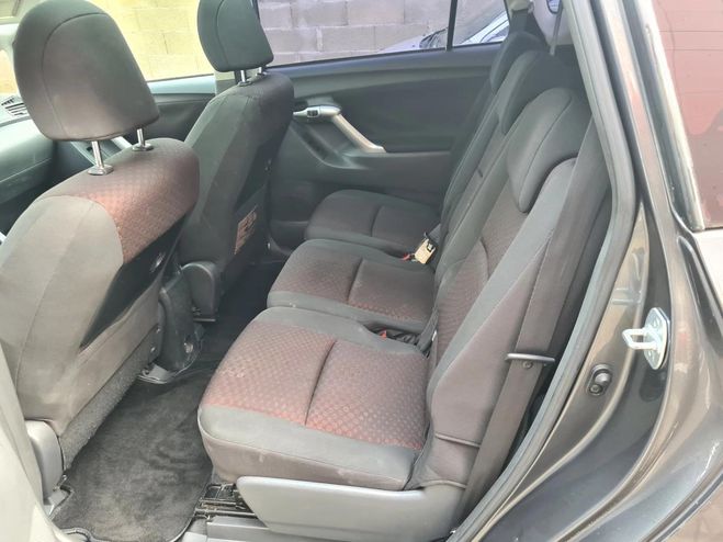 Toyota Verso 2.0 D4D 125 SKYVIEW CONNECT Gris de 2011