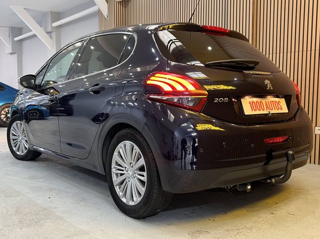 Peugeot 208 1.2 PureTech 110ch Allure S&S 5p NOIR de 2018