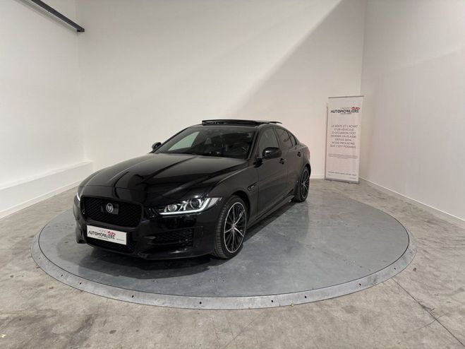 Jaguar XE 2.0D 180ch BVA8 4x4 R-Sport Distri renfo Noir de 2016