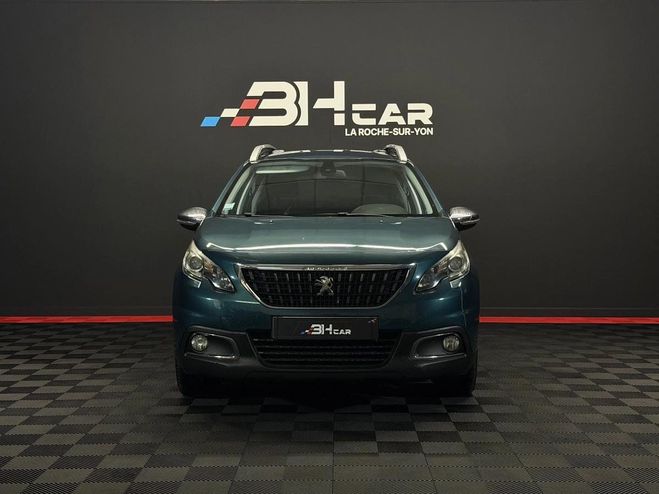 Peugeot 2008 1.2 - 110ch STYLE EAT Bleu de 2018