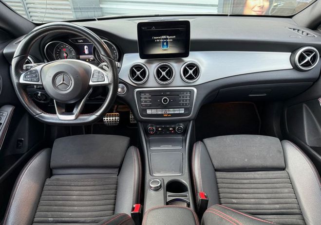 Mercedes Classe CLA ng Brake CLASSE 1.5 180 D 110ch Fascinat Noir de 2017