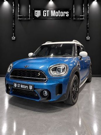 Voir d&eacute;tails -Mini Countryman COOPER SE 136CH + 88CH JCW ALL4 BVA &agrave; Royan (17)