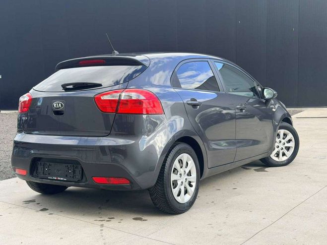 Kia Rio 1.2i Mind 63KW Gris M�tallis� de 