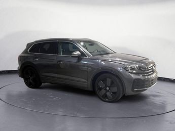  Voir d&eacute;tails -Volkswagen Touareg 3.0 eH 381 Elegance 4M - Toit pano - Dyn &agrave; S�r�zin-du-Rh�ne (69)