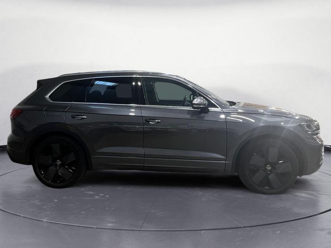 Volkswagen Touareg 3.0 eH 381 Elegance 4M - Toit pano - Dyn GRIS de 2024