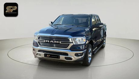 Dodge Ram 1500 CREW CAB * 5.7 HEMI V8 401 CH * AUT 2023 d'occasion a Lille (59)