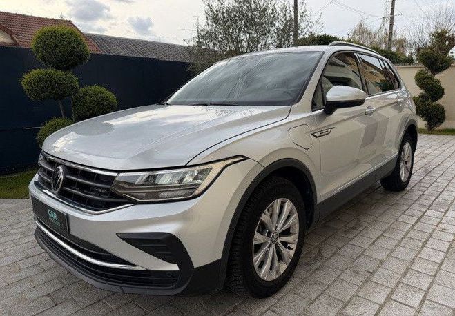 Volkswagen Tiguan 1.4 EHYBRID 245CH LIFE BUSINESS DSG6 Gris de 2021
