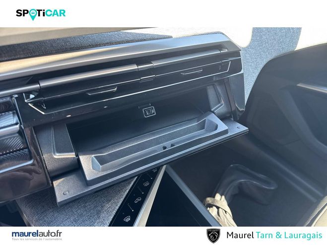 Peugeot 5008 5008 Hybrid 136 e-DCS6 Allure 5p Black de 2025