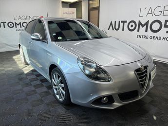  Voir d&eacute;tails -Alfa romeo Giulietta 2.0 JTDm 175ch S&S Exclusive TCT &agrave; Carbon-Blanc (33)