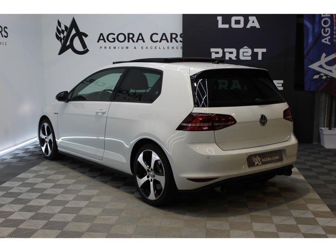 Volkswagen Golf 2.0 16V TSI Blue Motion - TOIT OUVRANT - BLANC de 2015