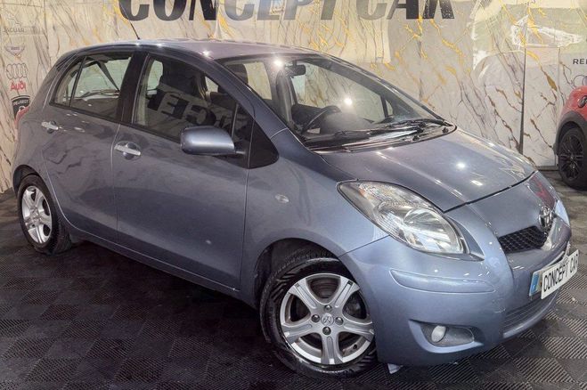 Toyota Yaris 1.3 VVTI SOL 2006 49 120Kms Premier Main Bleu de 2006