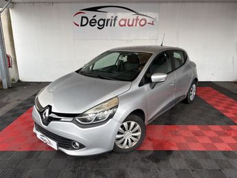  Voir d&eacute;tails -Renault Clio IV dCi 90 Energy eco2 Zen 90g &agrave; Cournon-d'Auvergne (63)