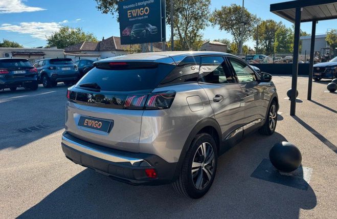 Peugeot 3008 generation-ii 1.2 puretech 130ch allure  Gris de 2022