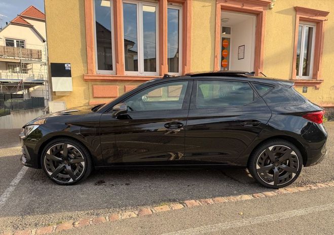 Cupra Leon E-HYBRID 245 VZ DSG TOIT OUVRANT INT�RIE Noir de 2021