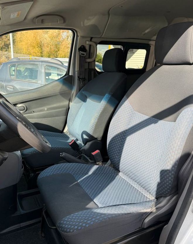Nissan Evalia NV200 1.5 DCI 110 Connect �dition Gris de 2014