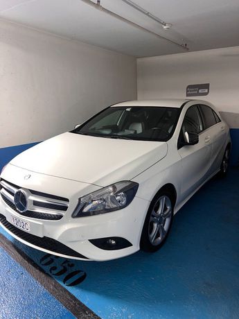  Voir d&eacute;tails -Mercedes Classe A 200 ESSENCE 156CV 7G-TRONIC Fascination  &agrave; Bourg-en-Bresse (01)