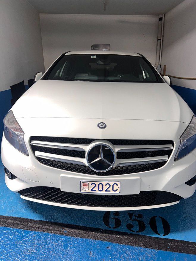 Mercedes Classe A 200 ESSENCE 156CV 7G-TRONIC Fascination  Blanc de 2013