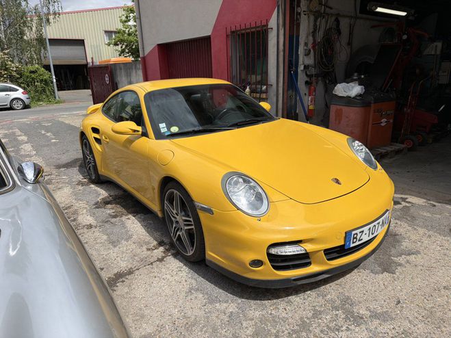 Porsche 911 997 turbo boite mecanique jaune vitesse de 2007