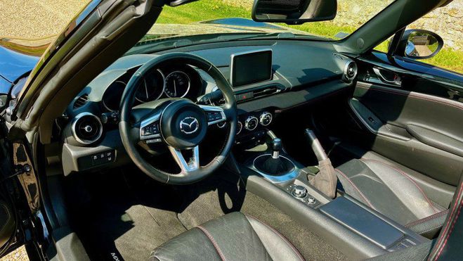 Mazda MX5 5 mx5 2.0 2016 nd revolution skyactiv Noir de 2016