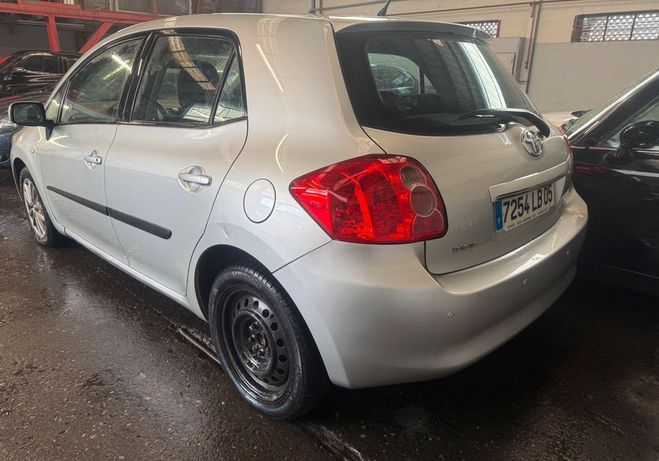 Toyota Auris Totta 2.0 D4D 126 Joint de culasse � pr� Gris de 2008