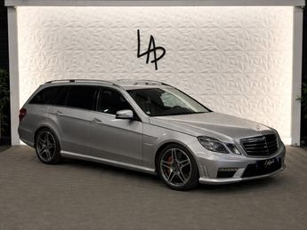  Voir d&eacute;tails -Mercedes Classe E IV (W212) 63 AMG &agrave; M�ry-sur-Oise (95)