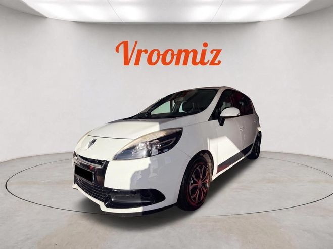 Renault Scenic 1.5 dci 95 expression Blanc de 2012