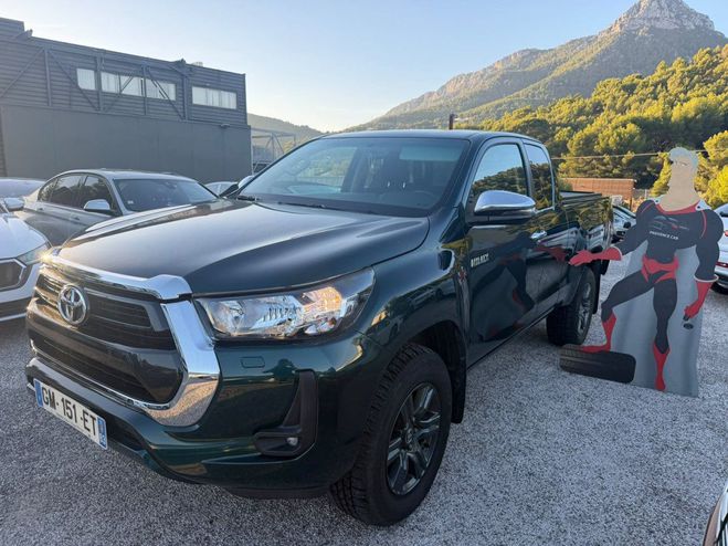 Toyota Hilux 2.4 D-4D X-TRA CABINE LEGENDE 4WD BVA RC VERT F de 2023
