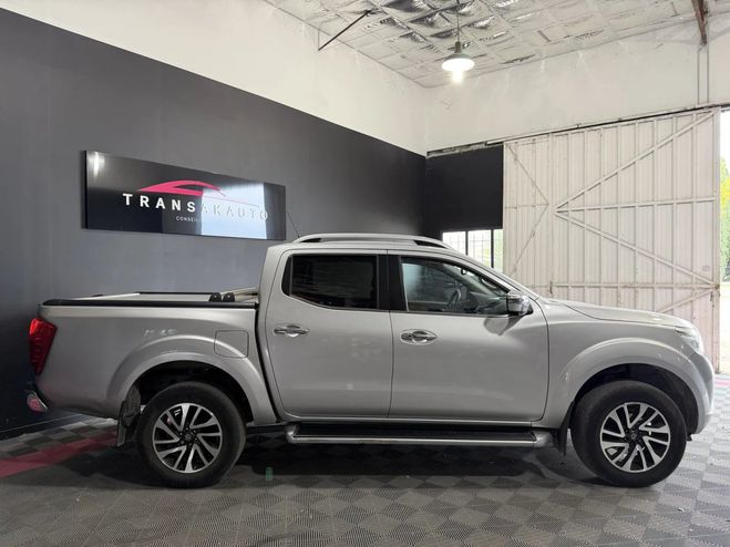 Nissan Np300 NAVARA 2.3 DCi 190 DOUBLE CABINE 4x4 VIS Gris de 2018