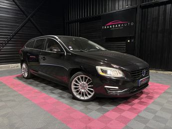  Voir d&eacute;tails -Volvo V60 D6 AWD Plug-in Hybrid SUMMUM 215 &agrave; Douai (59)