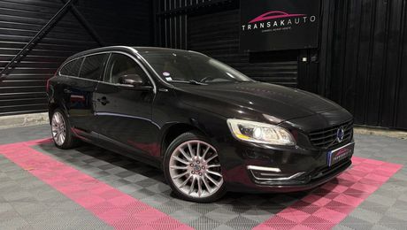 Volvo V60 D6 AWD Plug-in Hybrid SUMMUM 215 2014 d'occasion a Douai (59)