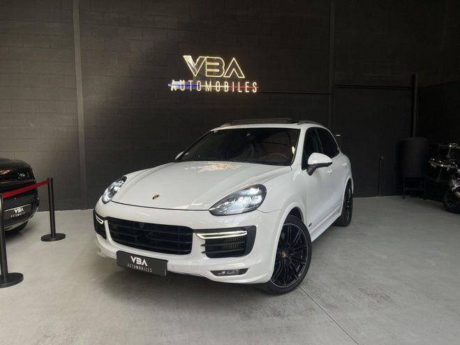 Porsche Cayenne (2) 3.6 V6 GTS Blanc de 2015