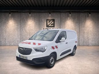  Voir d&eacute;tails -Opel Combo VU FOURGON 1.5 TD 130 1000KG L H1 SELECT &agrave; Saint-Omer (62)
