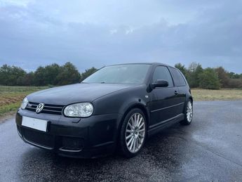 Volkswagen Golf IV R32 an:2002 193000km 20000e� marchand 2002 d'occasion a Saint-Martin-d'Abbat (45)