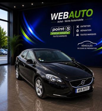  Voir d&eacute;tails -Volvo V40 PH2 D2 1.6 D 115CV BVM6 MOMENTUM AN:2015 &agrave; Saint-Martin-d'Abbat (45)