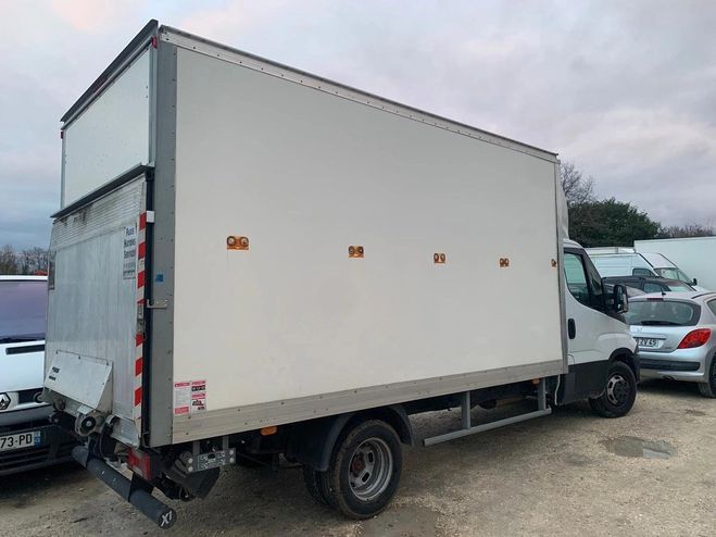 Iveco Daily Vu 35C16 160CV 20m2 HAYON ELECTRIQUE VEN Blanc de 2017
