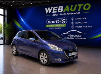  Voir d&eacute;tails -Peugeot 208 1.2 VTI 82CV ALLURE IDEAL JEUNE PERMIS A &agrave; Saint-Martin-d'Abbat (45)