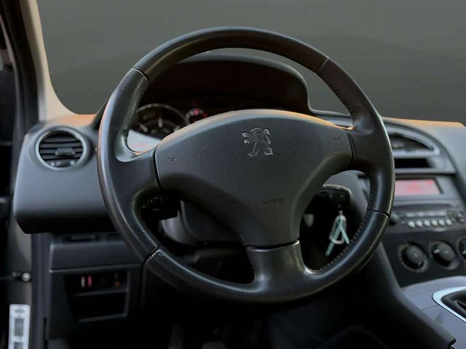 Peugeot 5008 1.6 HDI112 FAP BUSINESS PACK 7PL GRIS F de 2010