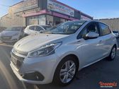 Peugeot 208 (2) 1.2 VTi 82 SIGNATURE 5P GPS FAIBLE K 2018 d'occasion a Coigni�res