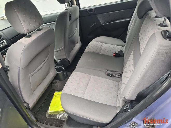 Hyundai Getz 1.1 65 4 cv  TRES ECOMIQUE Bleu de 2005