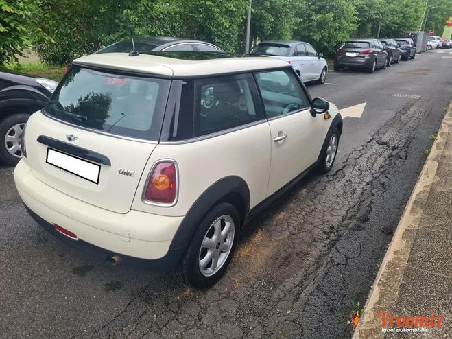Mini Mini COOPER ONE 1.4 Blanc de 2008