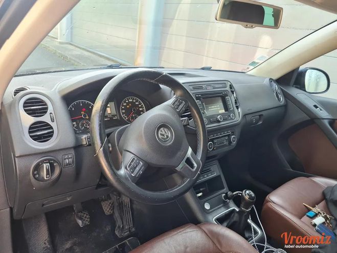 Volkswagen Tiguan TDI CARAT 2012 TOUTS OPTIONS 9490 EUROS Noir de 2012
