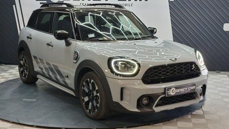Mini Countryman 1.5 Hybride - 220 - BVA F60 LCI BERLINE 2023 d'occasion a Coigni�res (78)