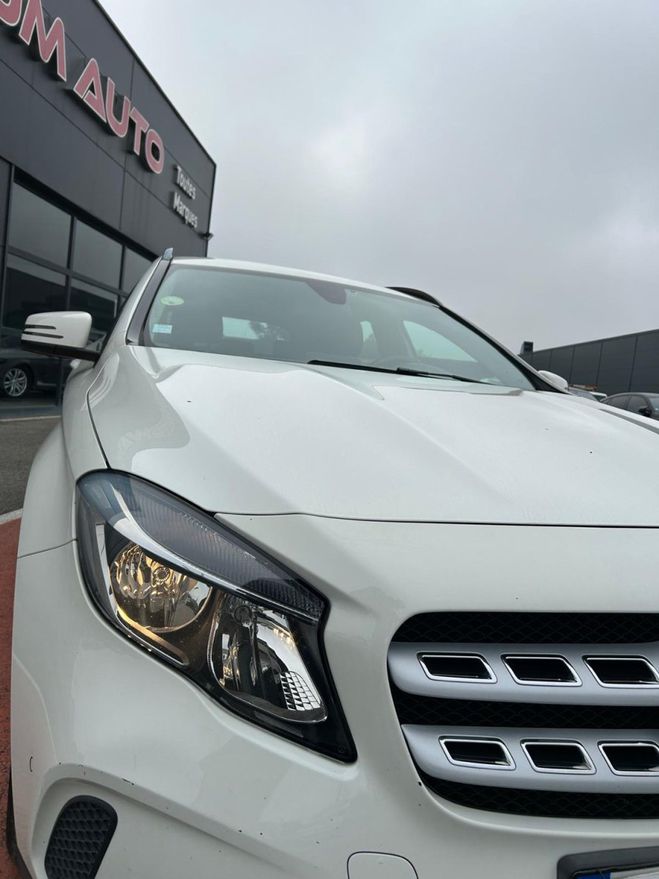 Mercedes Classe GLA 2.1 200 CDI Blanc Laqu� de 2017