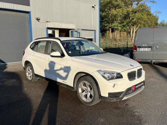 BMW X1 sDrive 16d 116CH BVA AUTO Lounge GARANTI BLANC de 2014