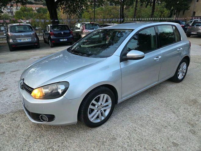Volkswagen Golf 1.6 TDI 105ch FAP Carat 5p Gris de 2010