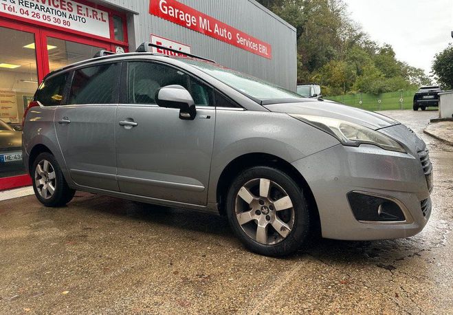 Peugeot 5008 1.6 Blue-HDi Style 7places Autre de 2016